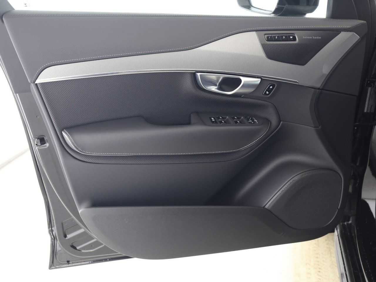 Volvo  +T8+AWD+Recharge+Plus Bright+LED+360°Kamera+