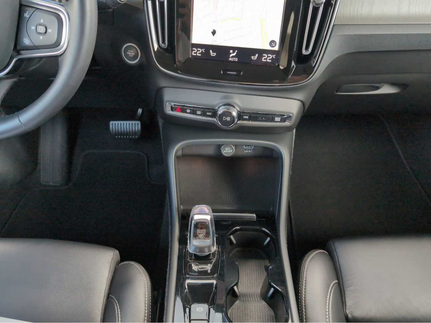 Volvo  +T5+Voll-LED+R-Kam+PDCv/h+AHKsemi+Lenkradhzg