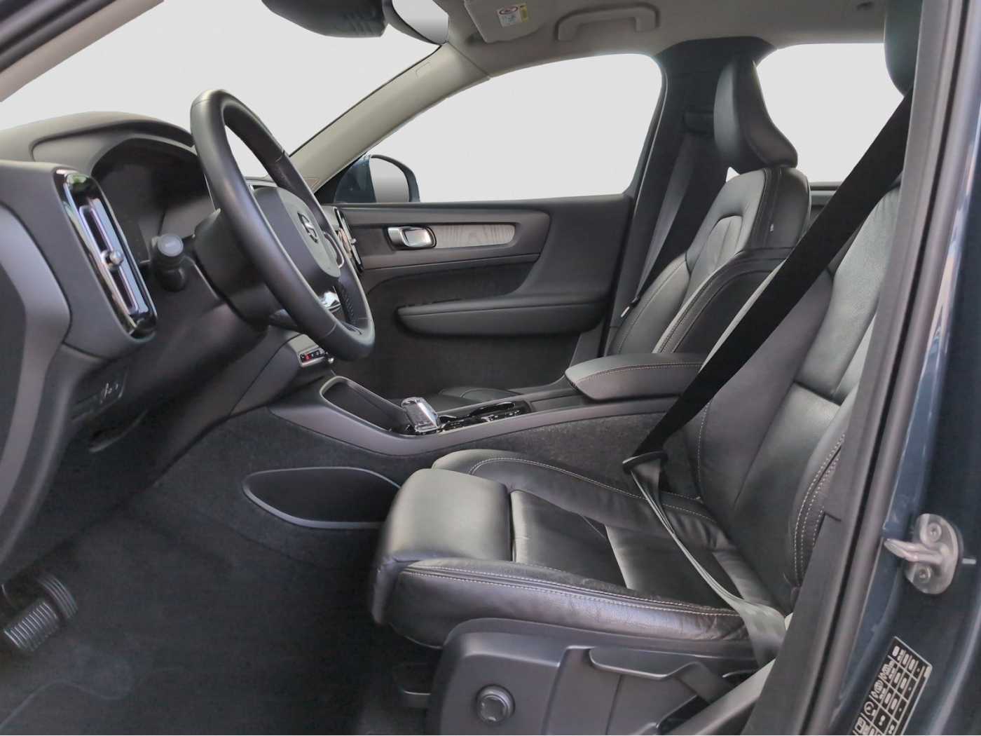 Volvo  +T5+Voll-LED+R-Kam+PDCv/h+AHKsemi+Lenkradhzg