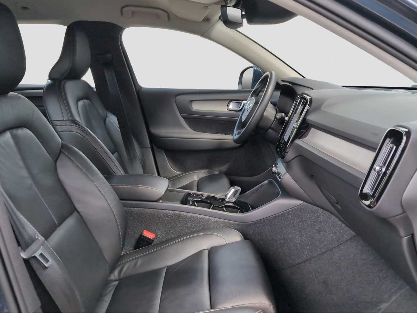 Volvo  +T5+Voll-LED+R-Kam+PDCv/h+AHKsemi+Lenkradhzg