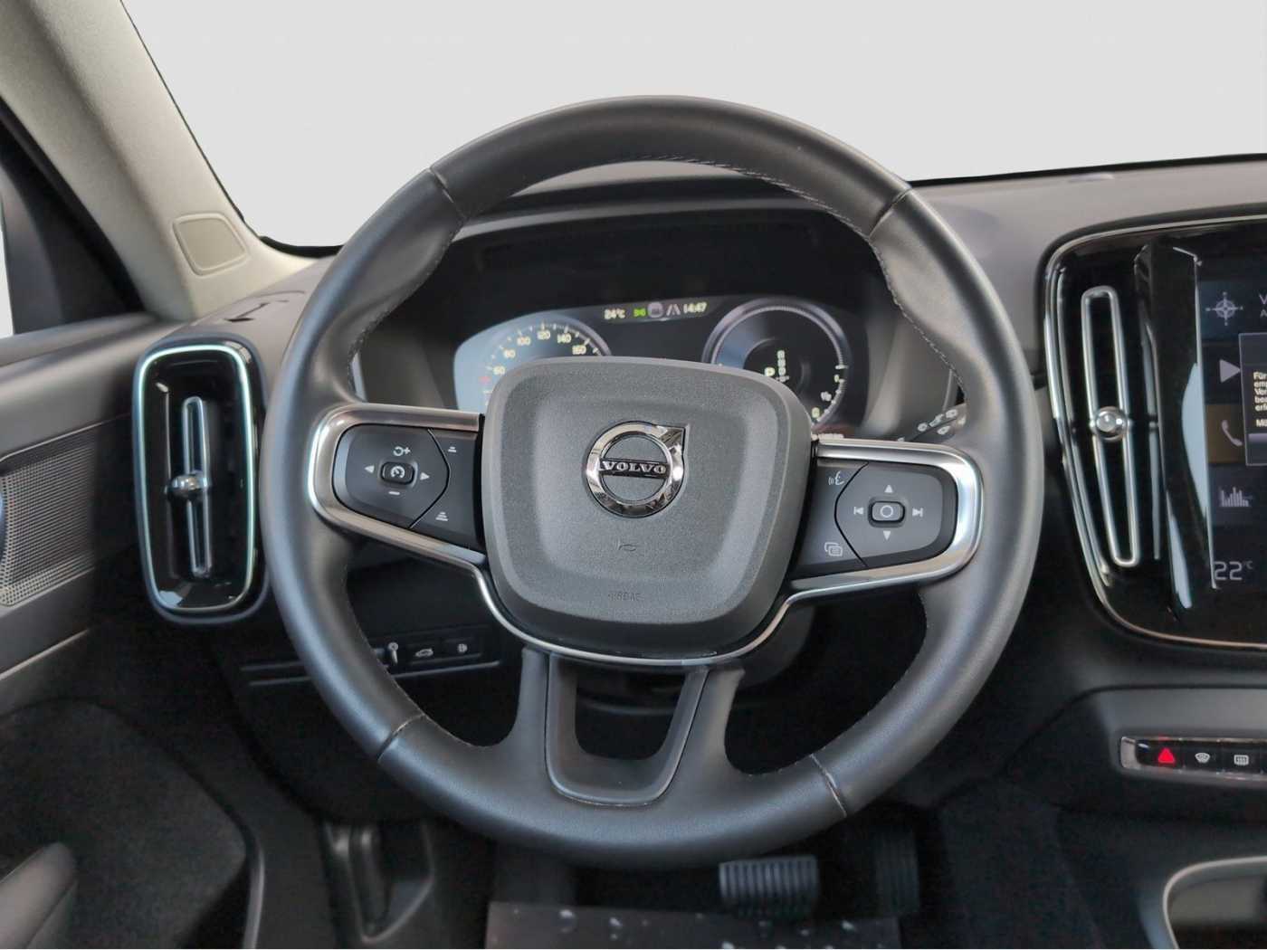 Volvo  +T5+Voll-LED+R-Kam+PDCv/h+AHKsemi+Lenkradhzg