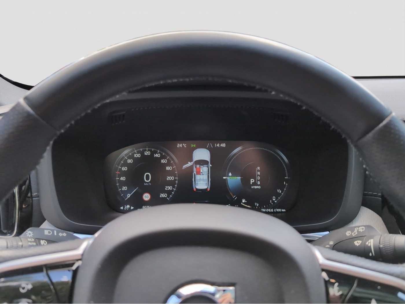 Volvo  +T8+Twin Engine+AWD+Inscription+Head-Up+LED+