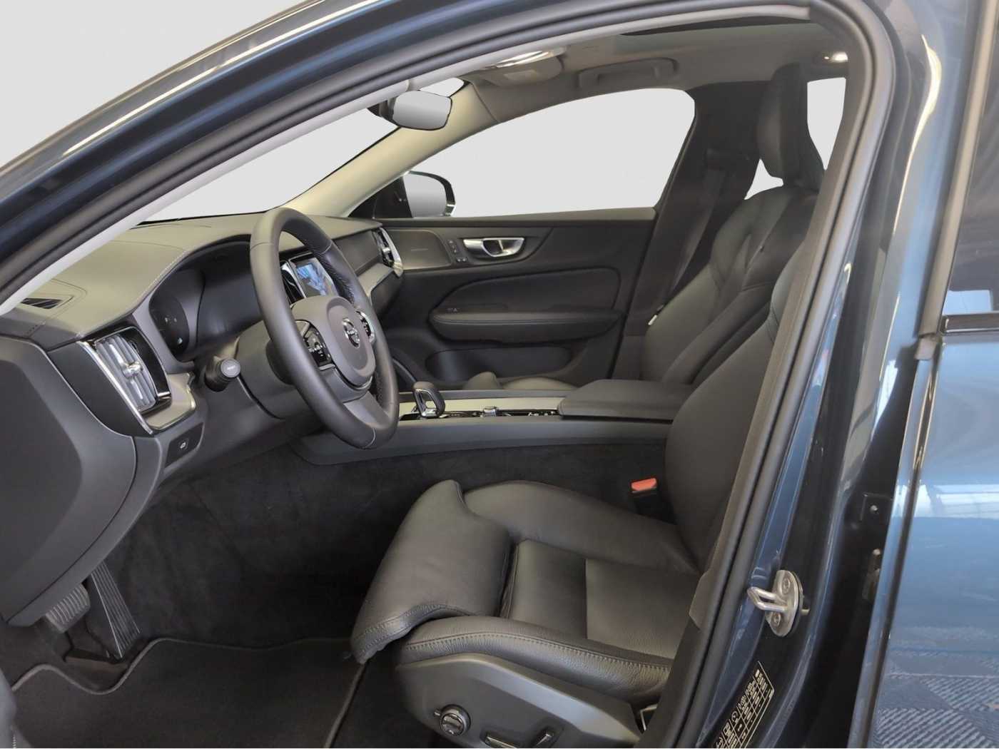 Volvo  +B4+Diesel+Standhzg+AHKsemi+360°Kam+Lenkradhg