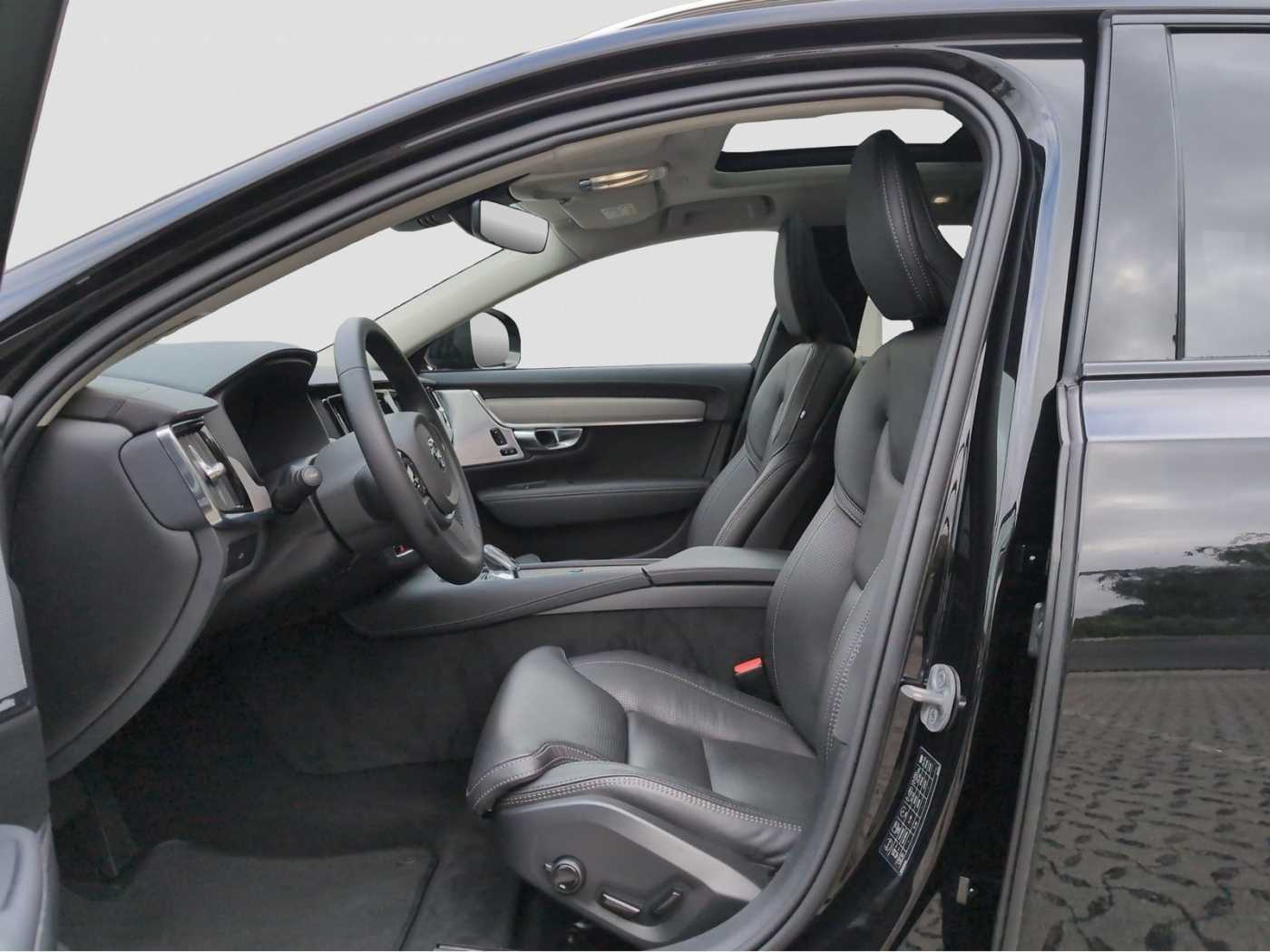 Volvo  +B5+AWD+GT+AHKsemi+Standhzg+abged. Scheibe+AHK