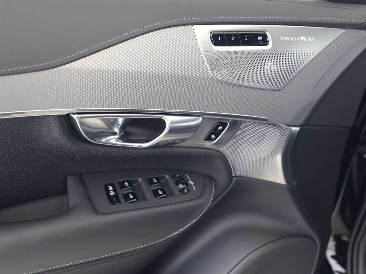 Volvo  +T8+AWD+GT+AHK+Head-up+Panorama+360°Kamera++