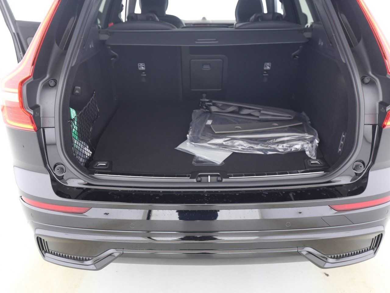 Volvo  +T8+AWD+Head-up+Lenkradhzg+AHKsemi+Panorama+