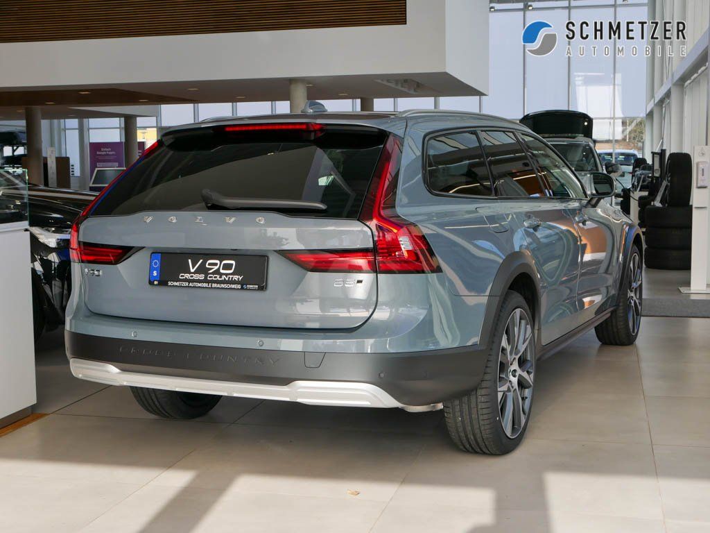 Volvo  +CC+B5+AWD+Luftf+LM+NAVI+SOUND+SHZ+Panorama++