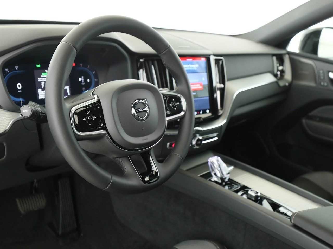 Volvo  +B4+Plus Dark+Harman+Panorama+Voll-LED+SHv/h