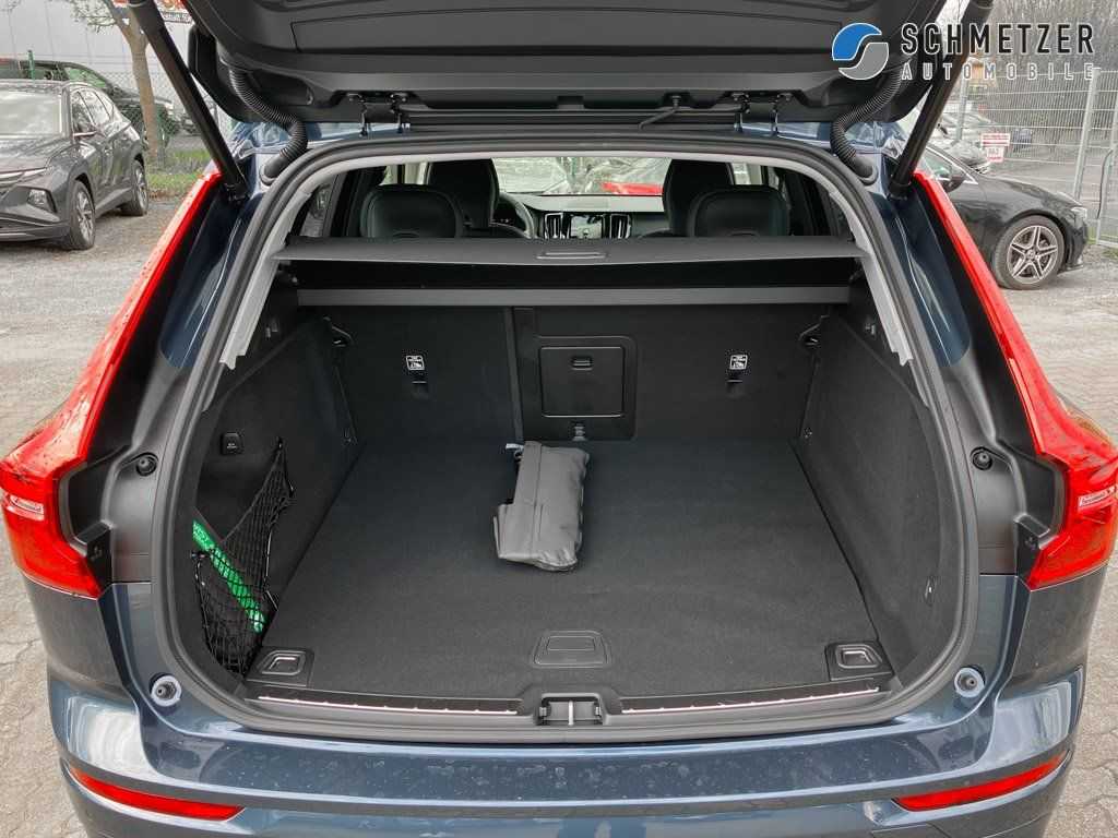 Volvo  +T8+AWD+Ultimate+AHK+360°Kam+Massage+Standhz