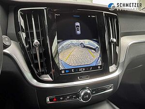 Volvo  +B4+Benzin+Plus+Dark+Keyless+HarmanK+Kamera++