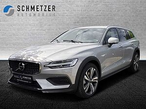 Volvo  +B4+AWD+CC+PDC+Lenkradhzg+360°Kamera+Harman