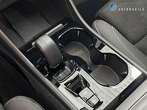 Volvo  +Black-Edition+B3+Benzin+Ultra+E-Sitze+20'LM