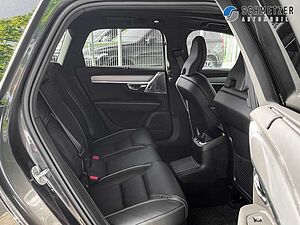 Volvo  +T8+AWD+Plug-in+Ultra Dark+360°Kam+Lenkradhzg