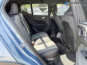 Volvo  +B3+Benzin+Core+360°Kamera+Keyless+DAB+LED++