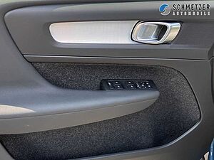 Volvo  +B3+Benzin+Core+360°Kamera+Keyless+DAB+LED++
