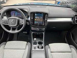 Volvo  +B3+Benzin+Core+360°Kamera+Keyless+DAB+LED++
