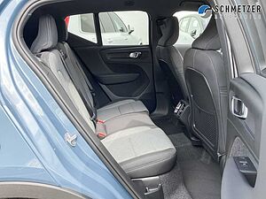 Volvo  +B3+Benzin+Core+360°Kamera+Keyless+DAB+LED++