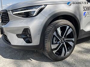 Volvo  +B3+Benzin+Ultra+Dark+HarmanK+Panodach+ESitz