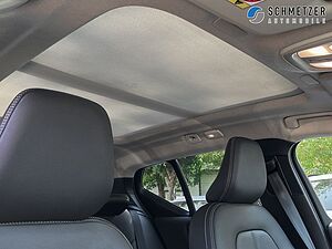 Volvo  +B3+Benzin+Ultra+Dark+HarmanK+Panodach+ESitz