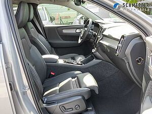 Volvo  +B3+Benzin+Ultra+Dark+HarmanK+Panodach+ESitz