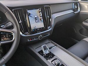 Volvo  CC+B4+AWD+GT+CCPlus+Panorama+360°Kam+Harman++