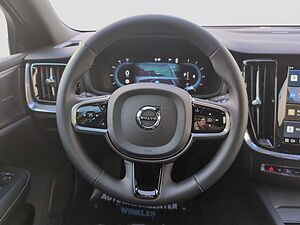 Volvo  CC+B4+AWD+GT+CCPlus+Panorama+360°Kam+Harman++