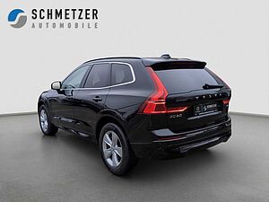 Volvo  +B4+AWD+GT+Essential+R-Kam+Sitzhgv/h+PDCv/h+