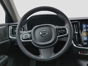 Volvo  +T8+AWD+GT+Inscription+AHK+Head-up+PilotAss++