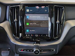 Volvo  +B4+GT+Plus Dark+CarPlay+SH V/H+LED+PDV V/H+