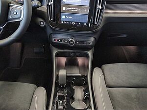 Volvo  +B4+GT+Mild-Hybrid+Ultra Dark+Frontheiz+360°