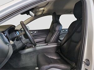 Volvo  +B5+AWD+GT+R-Kam+Sitzhzg. v+AHK+Lenkradhzg. ++