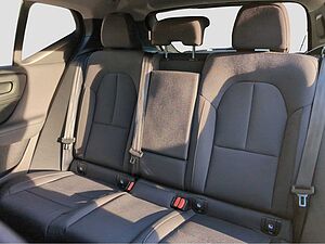 Volvo  +Recharge+R-Design+Expression+GT+PDC V/H+LED