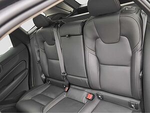 Volvo  +B5+Mild-Hybrid+AWD+GT+Lenkradhzg+Sitzhzgv/h