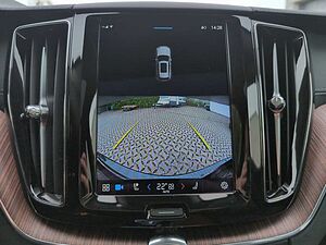 Volvo  +B5+Mild-Hybrid+AWD+GT+Lenkradhzg+Sitzhzgv/h