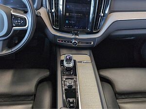 Volvo  +B5+AWD+Inscription+AHKsemi+abged. Scheiben++
