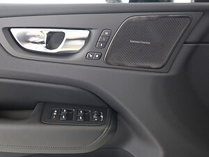 Volvo  +T8+Recharge+AWD+GT+360°Kam+abged. Scheiben++