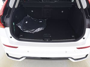 Volvo  +T8+Recharge+AWD+GT+360°Kam+abged. Scheiben++