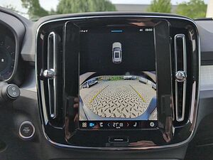 Volvo  +B3+Mild-Hybrid+PDC v/h+Sitzhzgv+Lenkradhzg+