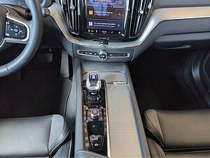 Volvo  +T8+AWD+GT+Lenkradhzg+Panoram+360°Kam+Standh