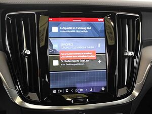 Volvo  +B5+Mild-Hybrid+AWD+PDCv/h+Sitzhzgv/h+360°Kam