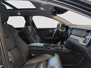 Volvo  +T8+AWD+GT+TwinEngine+Panorama+LED+PilotASS++
