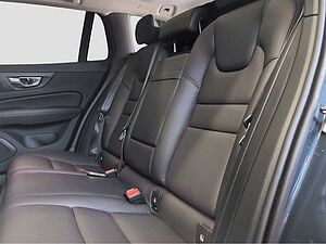 Volvo  +T8+AWD+GT+TwinEngine+Panorama+LED+PilotASS++