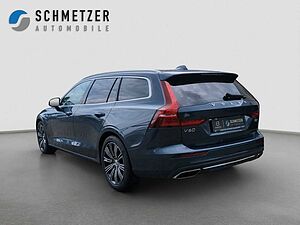 Volvo  +T8+AWD+GT+TwinEngine+Panorama+LED+PilotASS++