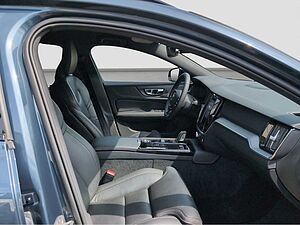Volvo  +T6+Recharge+AWD+GT+PilotAss+AHKsemi+Standhzg