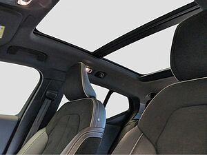 Volvo  +Recharge+T5+R-Design+360°Kam+Pano+Standhzg+
