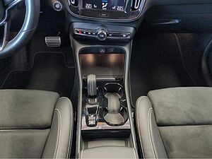 Volvo  +Recharge+T5+R-Design+360°Kam+Pano+Standhzg+