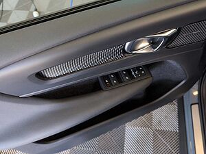 Volvo  +Recharge+T5+R-Design+360°Kam+Pano+Standhzg+