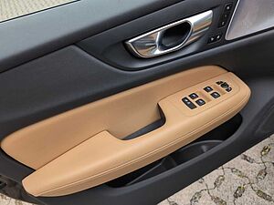 Volvo  +T8+AWD+GT+Lenkradhzg+360°Kam+AHKsemi+Sitzhzg