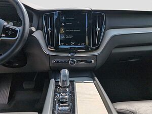 Volvo  +T8+Twin Engine+AWD+Inscription+Head-Up+LED+
