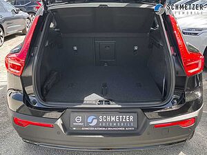 Volvo  +B4+Benzin+Plus+Dark+360°Kamera+Panoramadach